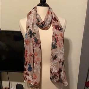 New Without Tags Floral Scarf